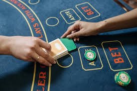 mya777 co Baccarat ဒိုင်နှင့် တိုက်ရိုက်ကစားသောမြင်ကွင်း